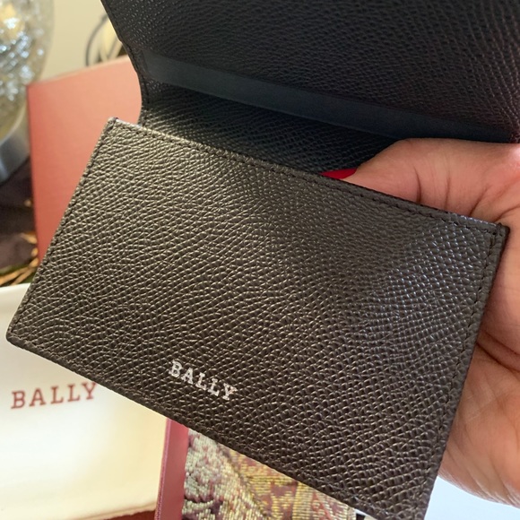 SOLD⛔️Authentic BALLY LEATHER BIFOLD WALLET - Picture 10 of 10